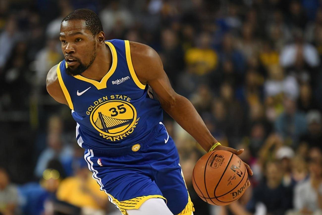 群的球技备 群的球技备